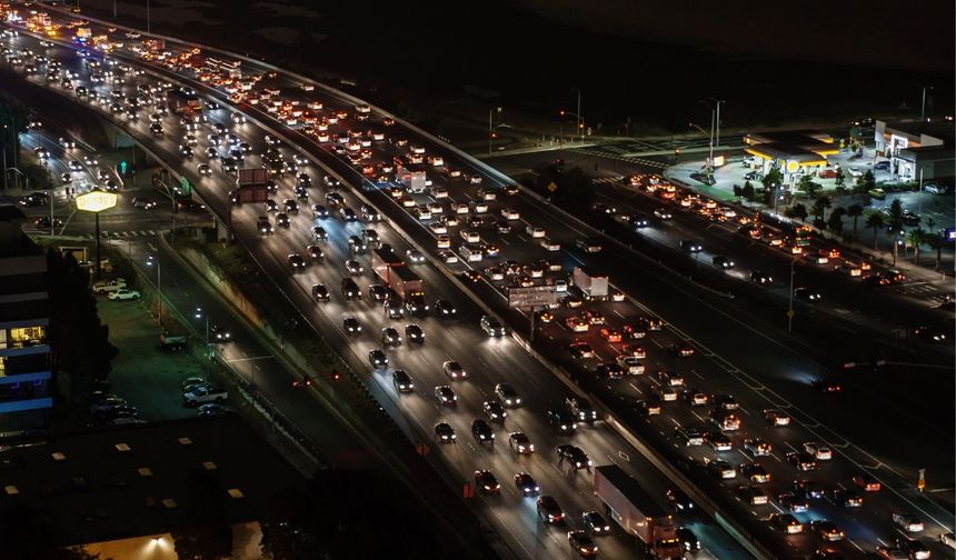 Yoğun Geceye Hazır Mısınız? Trafik ve Ulaşım Önerileri