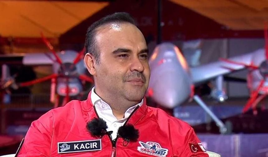 Bakan Kacır TRT Haber'de konuştu: Yerli ve milli uydularımız ile süper ligdeyiz