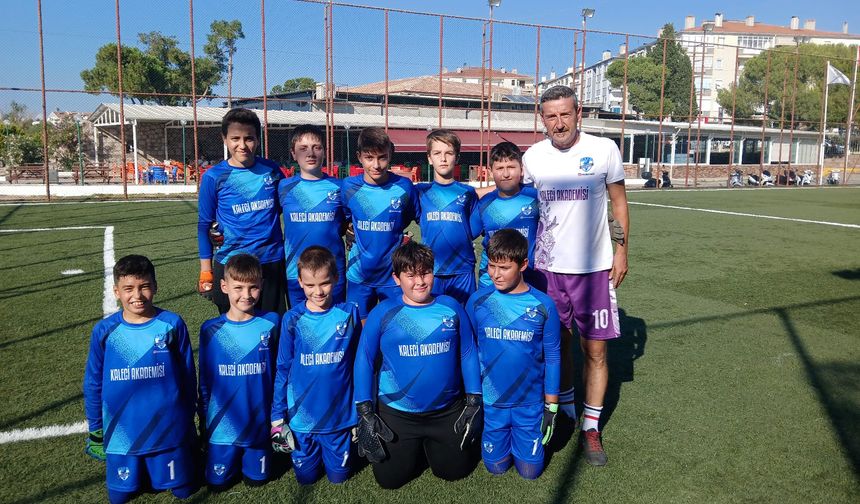 Eldivenler Hayalleri Tutuyor: Ayvalık’ta Kaleci Fabrikası