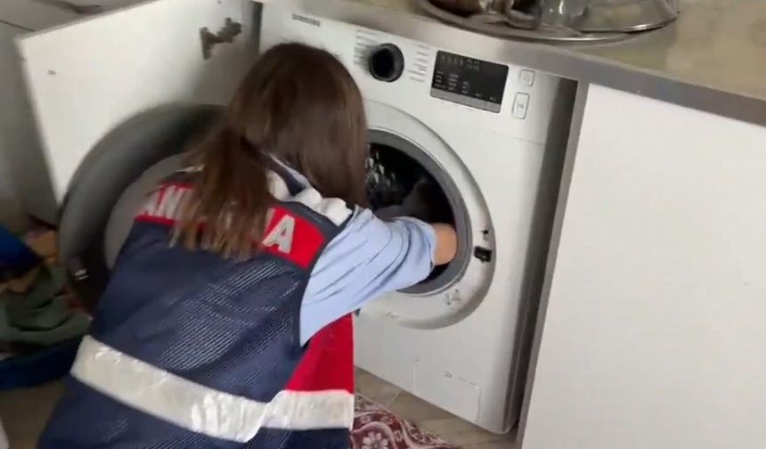 Çamaşır makinesi ile toprak altında silahlar bulundu: 16 gözaltı