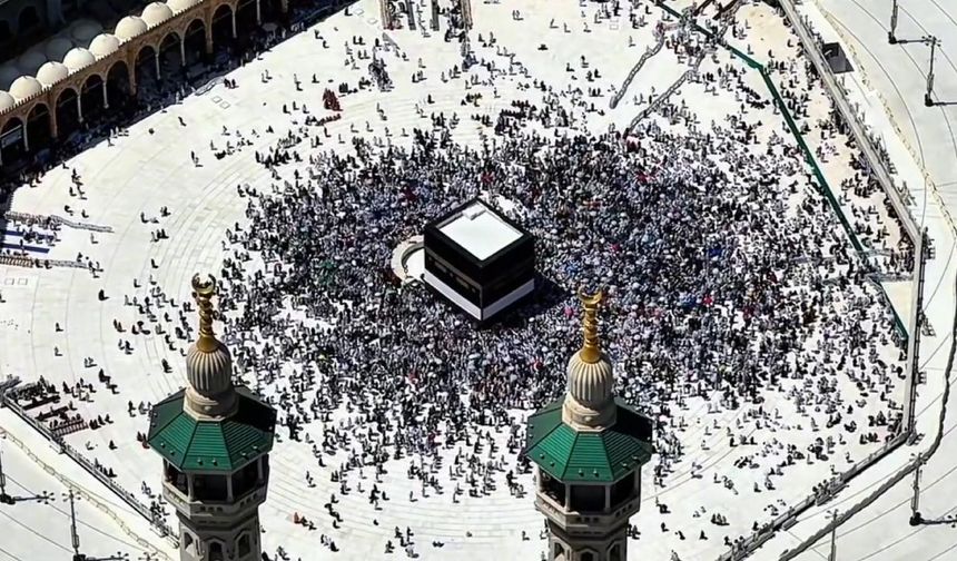 Kabe, 601 metrelik Kraliyet Saat Kulesi'nden görüntülendi