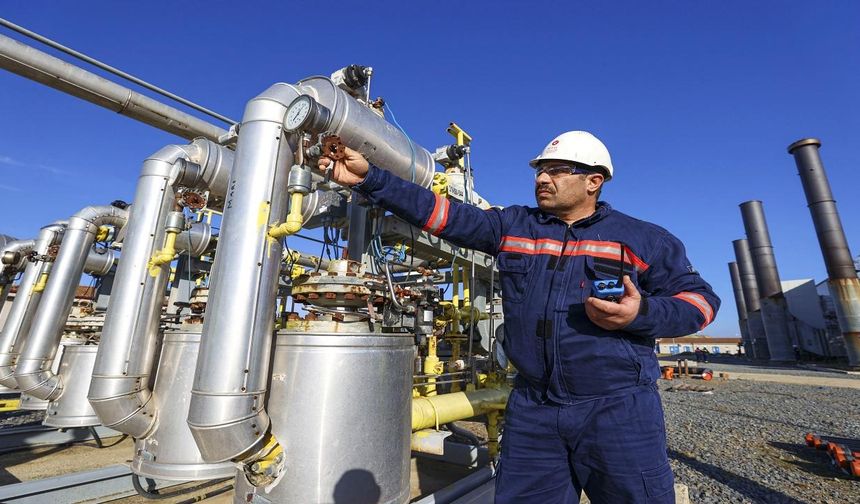 Enerji ithalatı faturası nisanda yüzde 3,2 azaldı