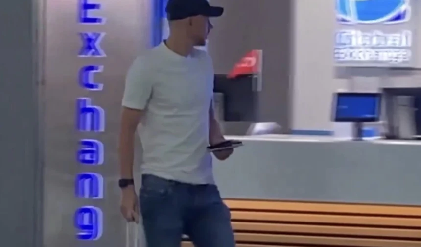 Edin Dzeko, İstanbul'dan ayrıldı