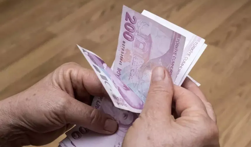 Emeklilere bayram ikramiyesi ödemeleri bugün başladı