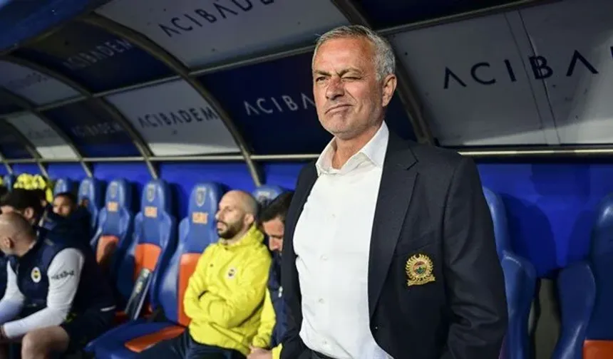 Mourinho iddiası: Yardımcıları ile yollar ayrılacak!