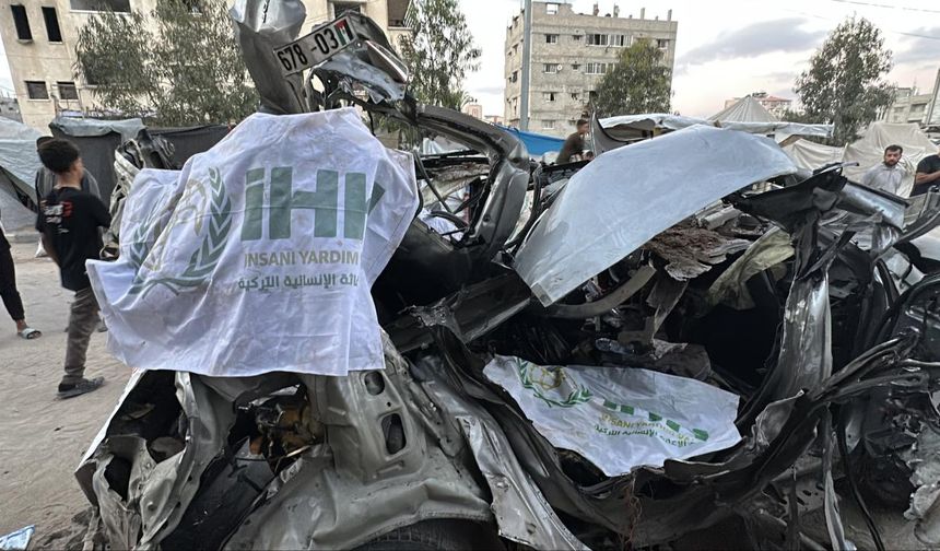 Gazze'de 5 İHH yardım görevlisi İsrail saldırılarında şehit oldu