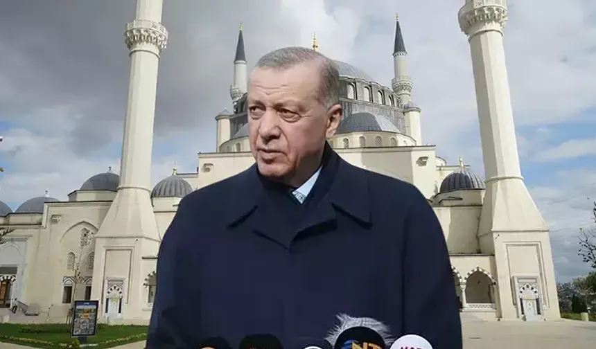 Cumhurbaşkanı Erdoğan, cuma namazını Mimar Sinan Camisi'nde kıldı