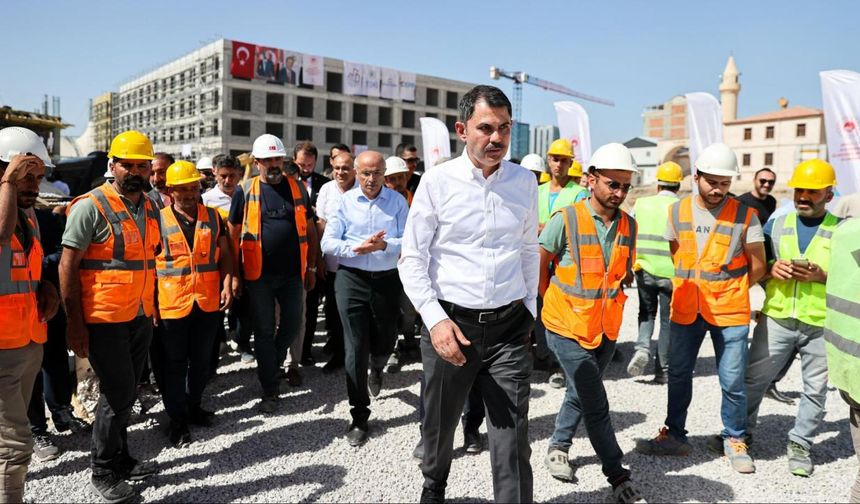 İstanbul'da Kentsel Dönüşüm Zirvesi: Yarısı Bizden'de süreçler hızlandırılacak