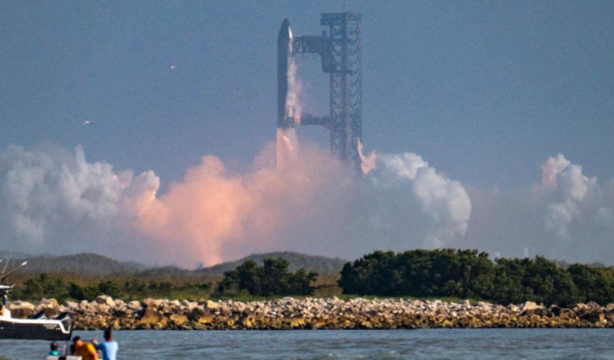 Elon Musk’ın Mars rüyası yine erken bitti! Paramparça oldu…