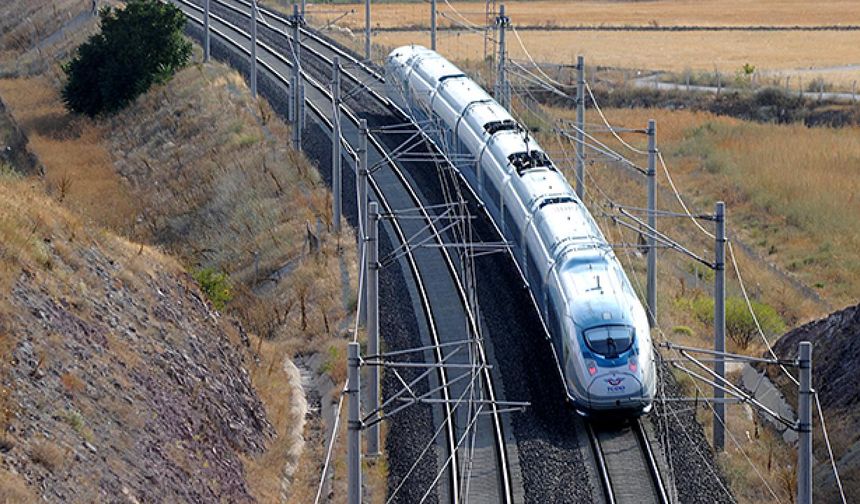Bakan Uraloğlu: Ankara-Samsun 2,5 saate inecek