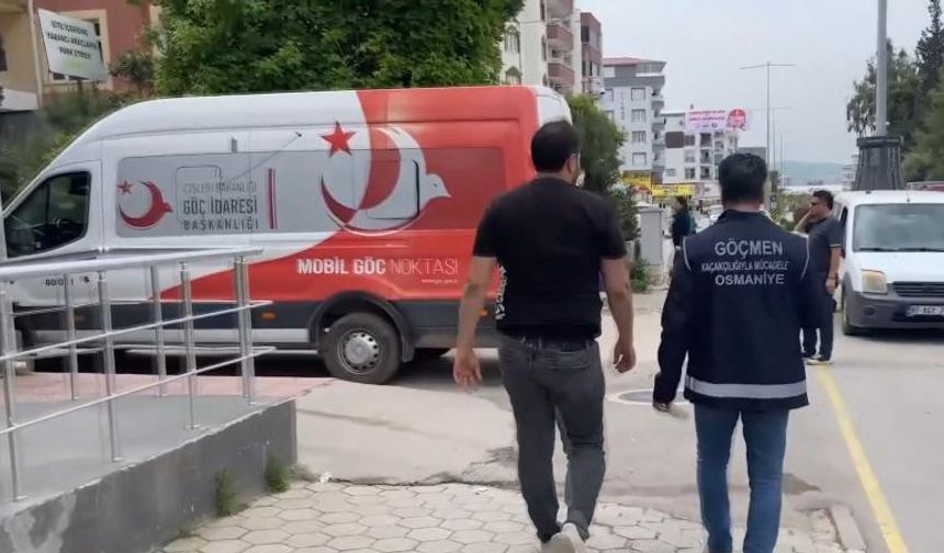 Düzensiz göçle mücadele bayramda da hız kesmeyecek