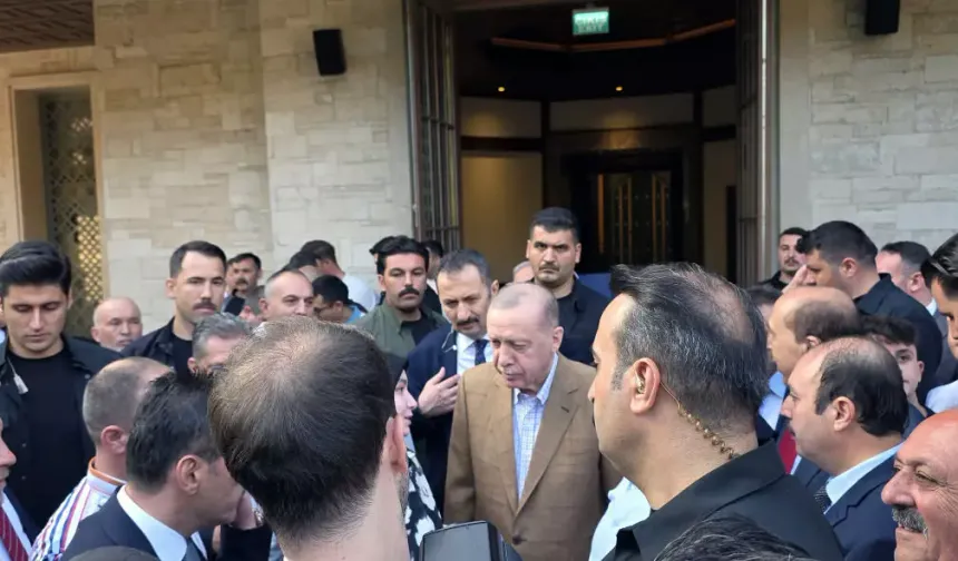 Cumhurbaşkanı Erdoğan Bayram namazını Marmaris Okluk Millet Camii’nde kıldı