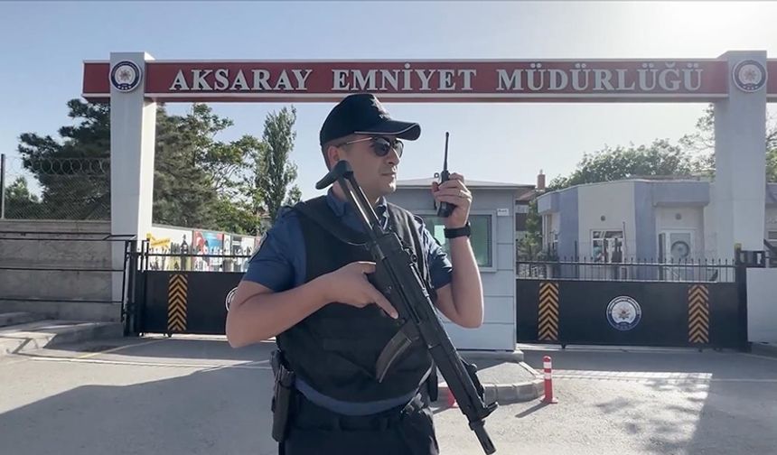 Bakan Yerlikaya, görev başındaki personelin bayramını telsizden kutladı