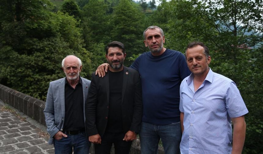 Rizeli muhtarlardan 'düğün' reformu: WhatsApp davetiyesi geçerli olacak