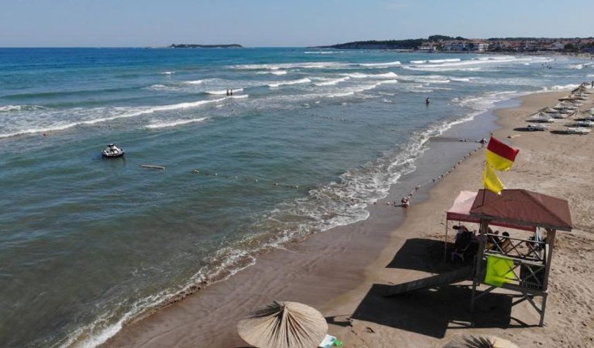Mersin'de denize giren 6 öğrenciden 2'si boğuldu