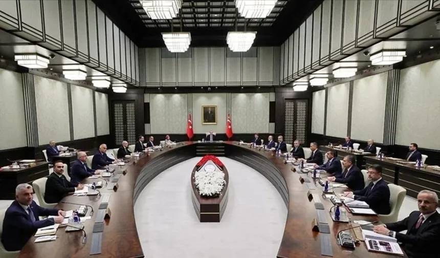 Kabine bugün toplanıyor!