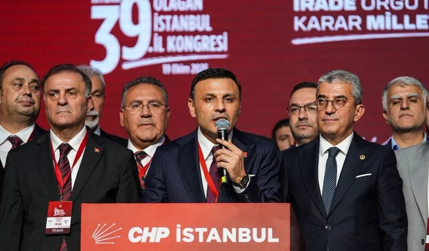 Özgür Çelik oy çokluğu ile yeniden CHP İstanbul İl Başkanı seçildi