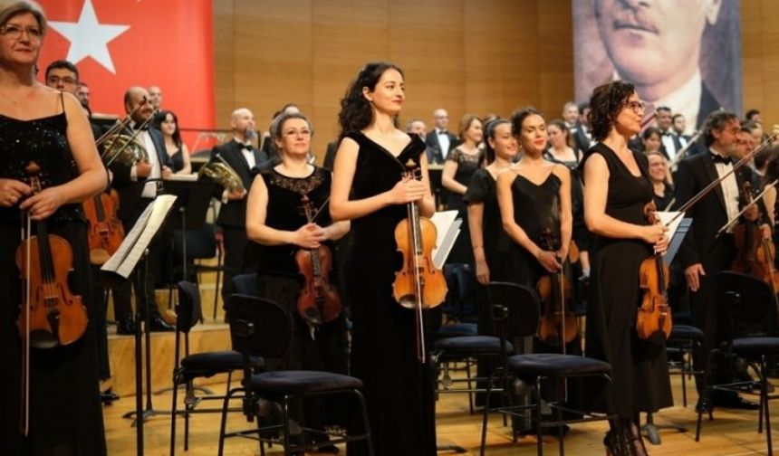 Bursa'dan Senfonik Tınılar, 100. bölüme ulaştı