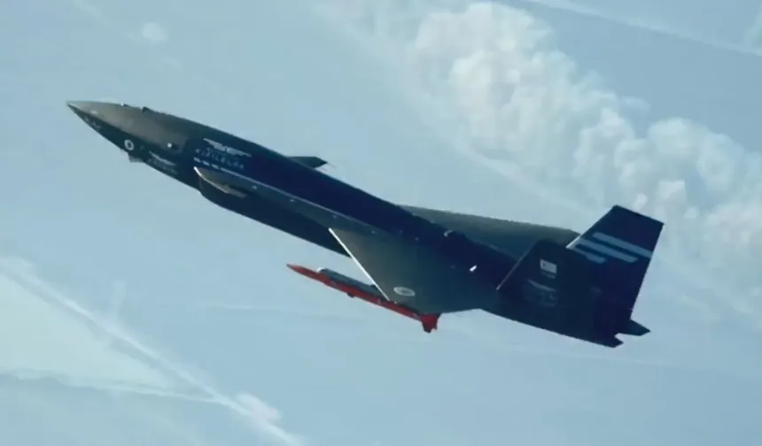 KIZILELMA’dan tarihi başarı: Simüle atışta F-16’ya tam isabet