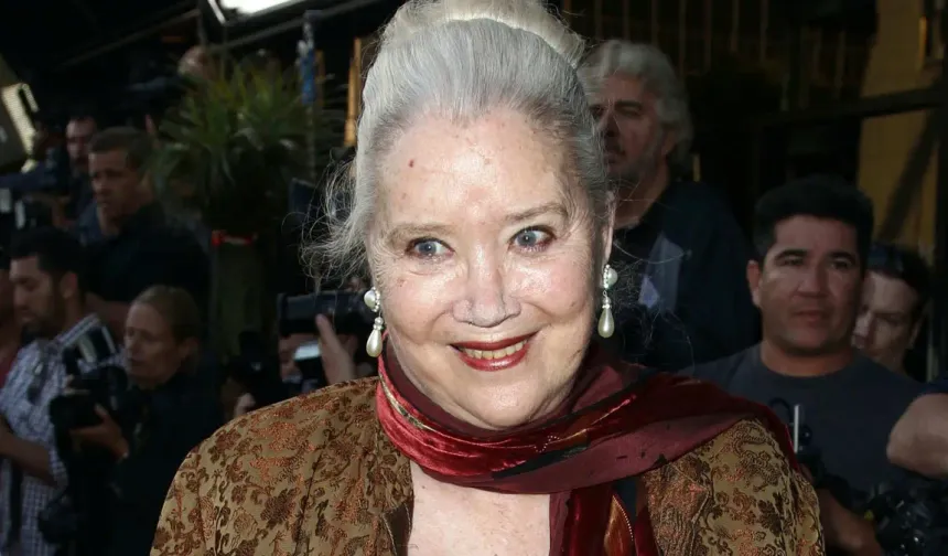 Ünlü oyuncu huzurevinde hayatını kaybetti