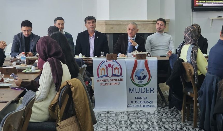 Prof. Dr. Hüseyin Aktaş geleceğin liderleriyle buluştu