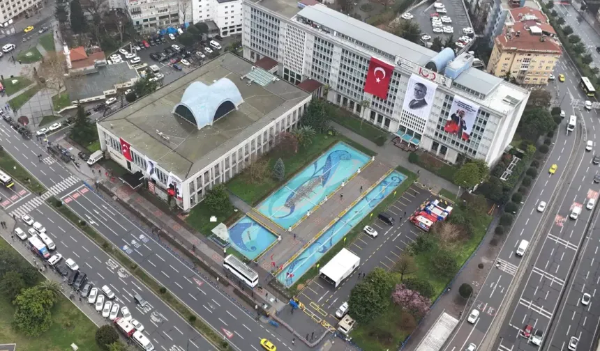 AK Parti'den İBB'ye borç tepkisi: Hani her şey güzel olacaktı?