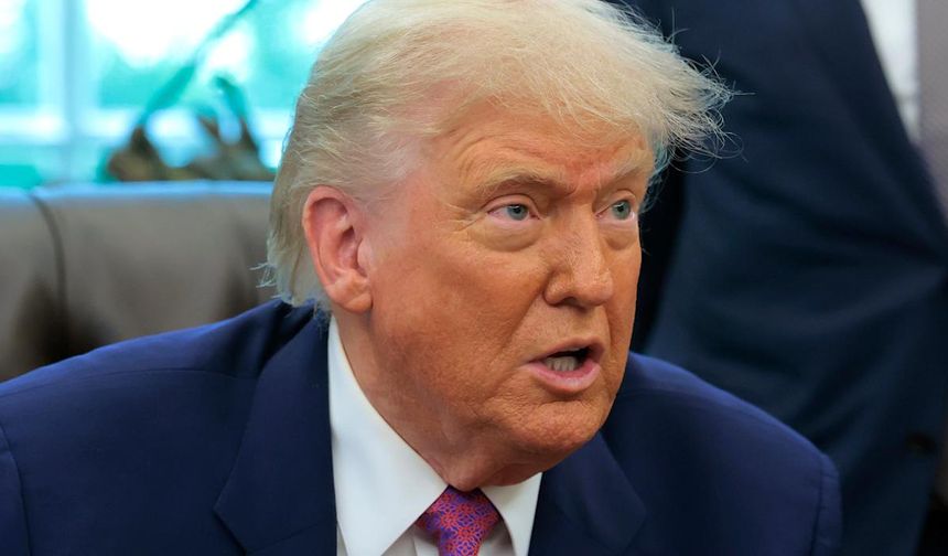 Trump'tan Venezuela'ya yeni tehdit: Yakından karadan da saldırılara başlayacağız
