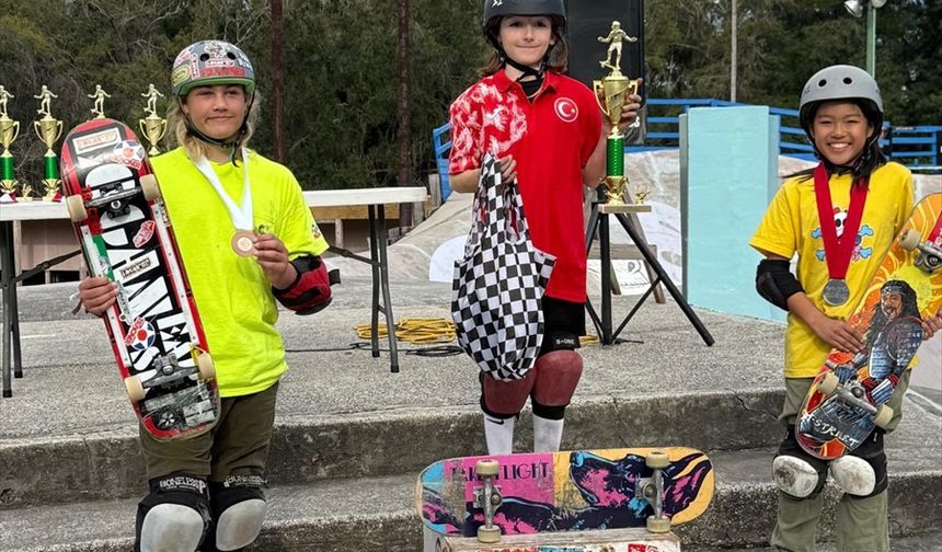 Ege Tok, ABD'deki kaykay yarışmasında şampiyon oldu