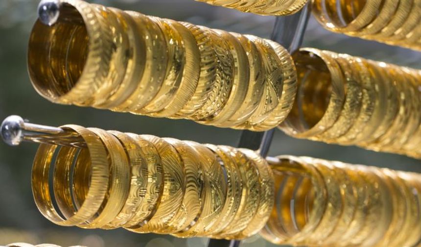 Altın ve gümüş tarihi zirvesini yukarı taşıdı