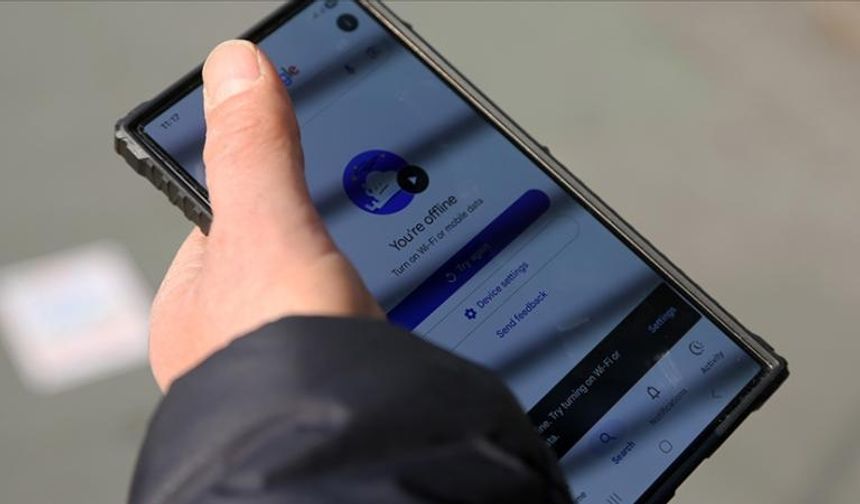 İran: İnternet kesintisi nedeniyle halktan özür diliyoruz