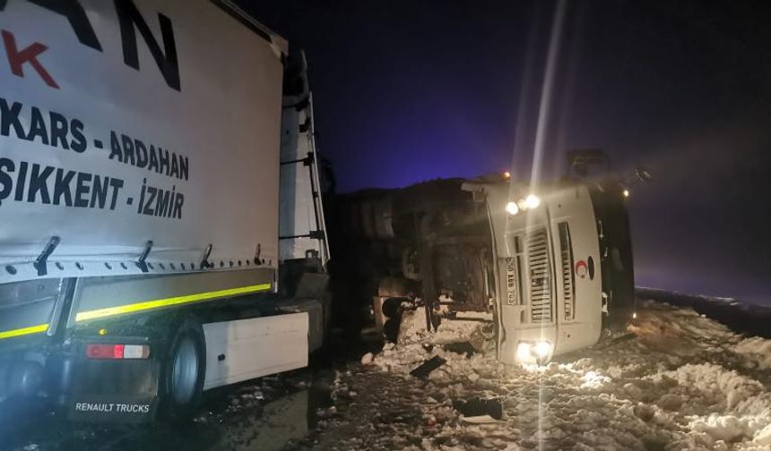 Sivas'ta zincirleme kaza: 8 yaralı