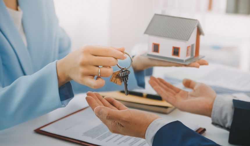 Yurt dışında konuta 115 milyar gitti