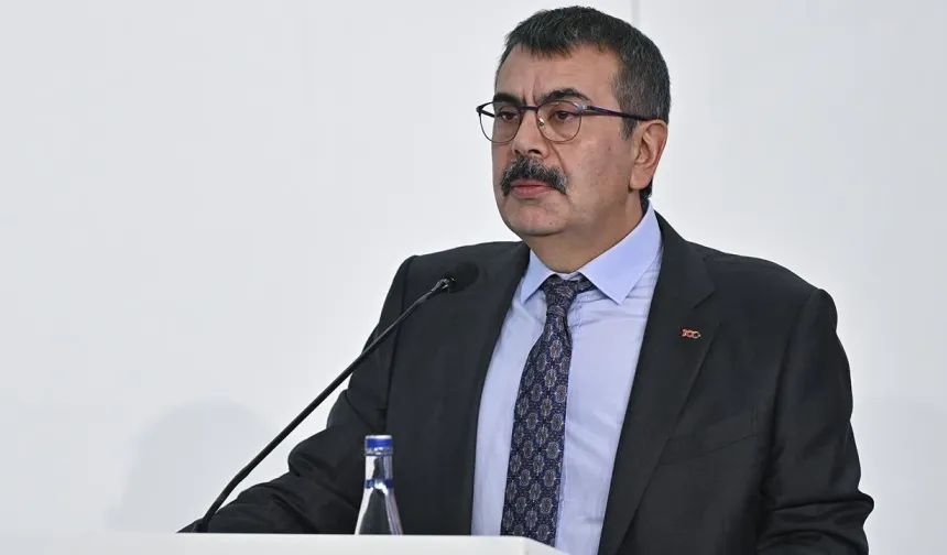 AK Parti'li Açıkkapı, Bakan Tekin'e yönelik eleştirilere tepki gösterdi