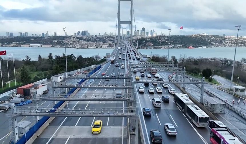 Kara yollarındaki bayram tatili trafiği akıllı ulaşım sistemleriyle anlık takip edilecek