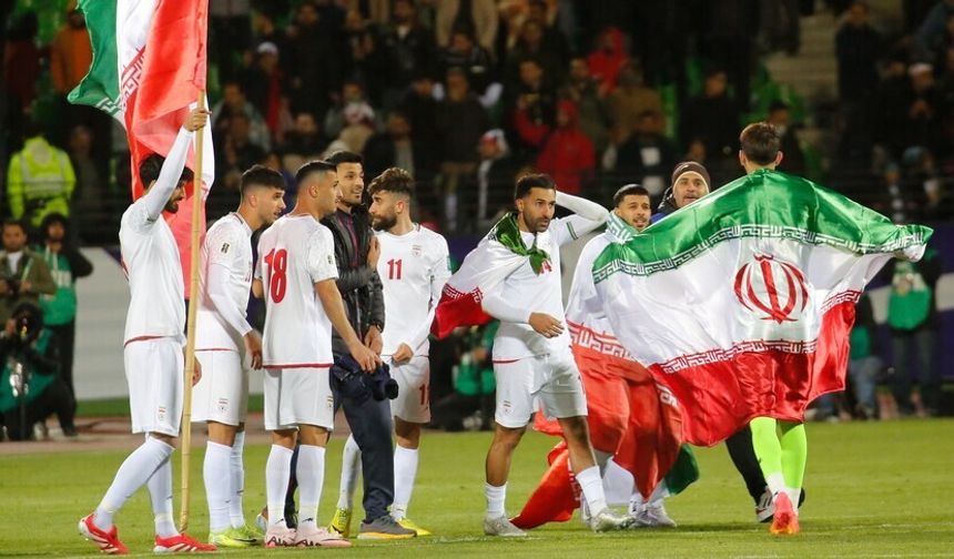 İran Futbol Federasyon Başkanı, Dünya Kupası'na katılacak sporculara vize için ABD'ye başvurduklarını bildirdi