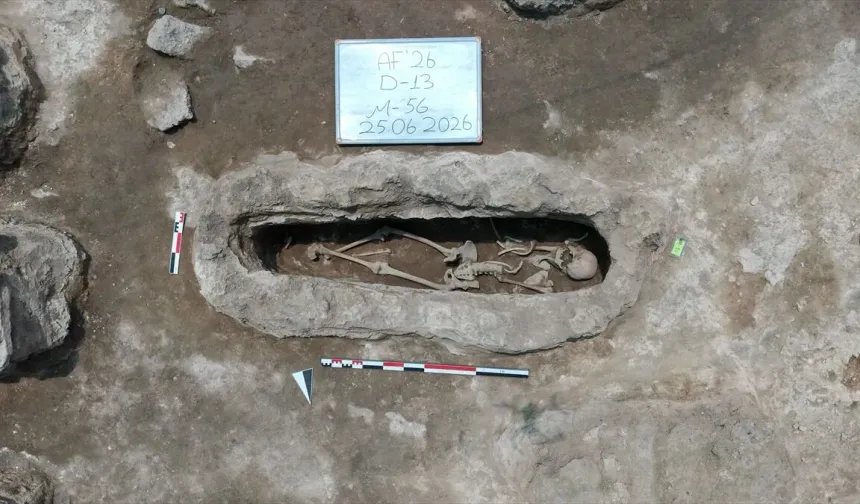 Malazgirt'teki kazılarda çıkarılan iskeletler bilim insanlarının merceğinde