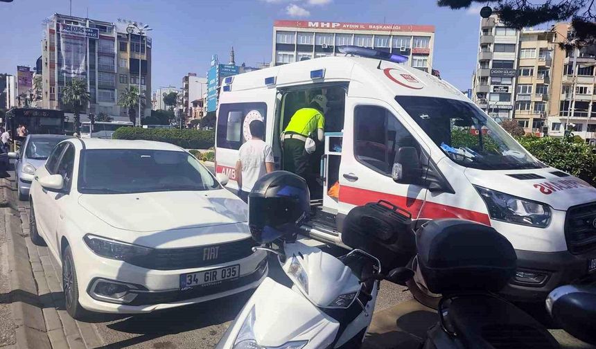 Motosiklet 3 metre sürüklendi, sürücü yaralandı