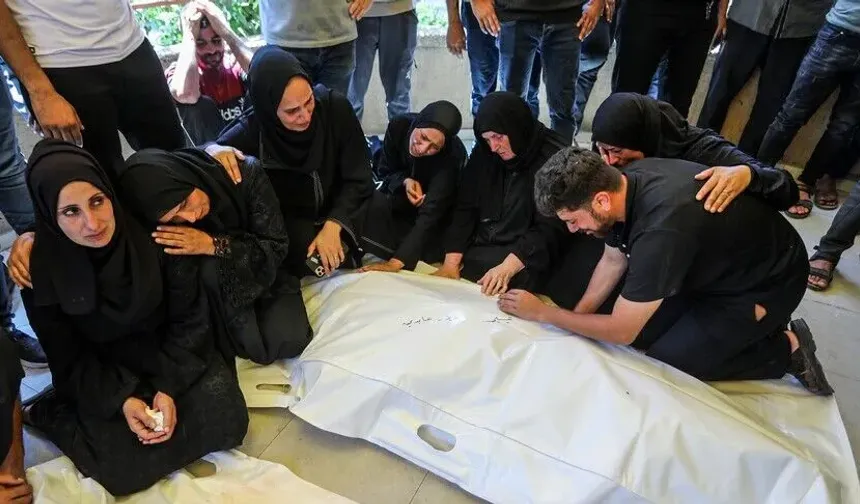İsrail'in Gazze Şeridi'ne saldırılarında can kaybı 73 bin 449'a yükseldi
