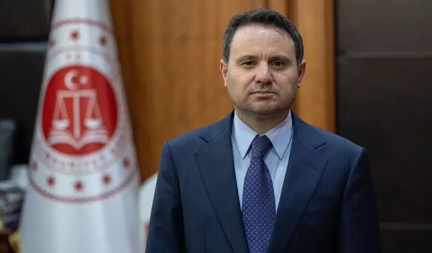 Bakan Gürlek'ten hakim ve cumhuriyet savcıları hakkında esasa ilişkin alınan kararlarla ilgili açıklama