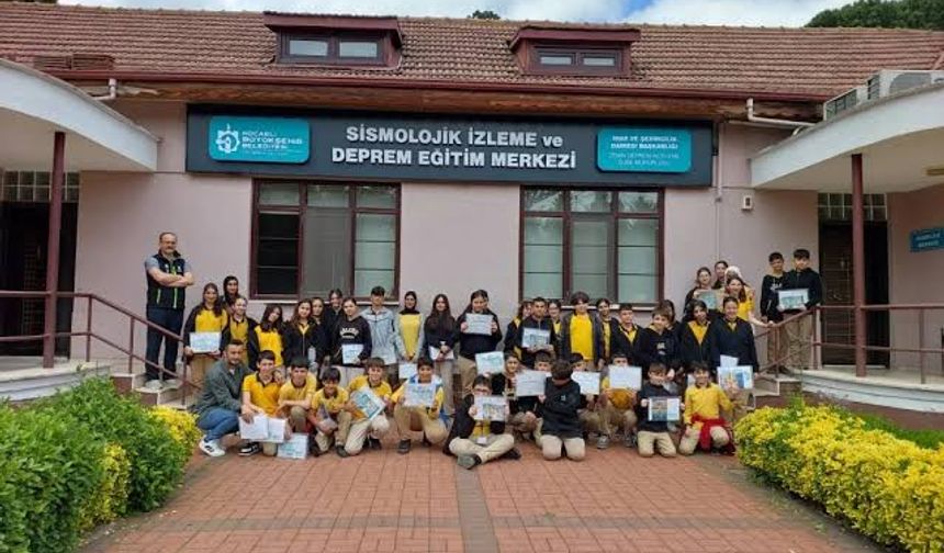 Kocaeli’deki SİDEM’de simülatörlerle afet eğitimi: 14 yılda 129 bin 550 kişiye ulaşıldı