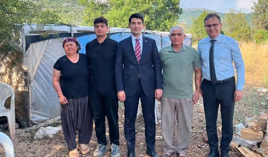 Orman işçisi ailenin oğlu Ahmet Deniz tıp fakültesini kazandı