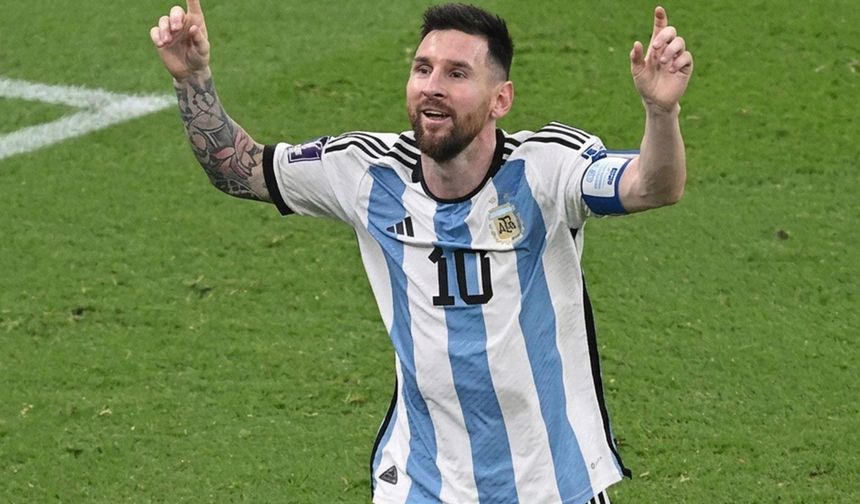 Messi’nin milli takımdaki son maçında giyeceği özel forma tanıtıldı