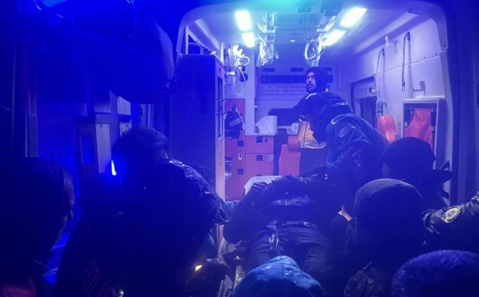 Zonguldak'ta büyük heyelan! 18 yaralı!