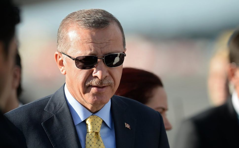 Yunan gazeteci sordu: Bir gece ansızın gelecek misiniz?