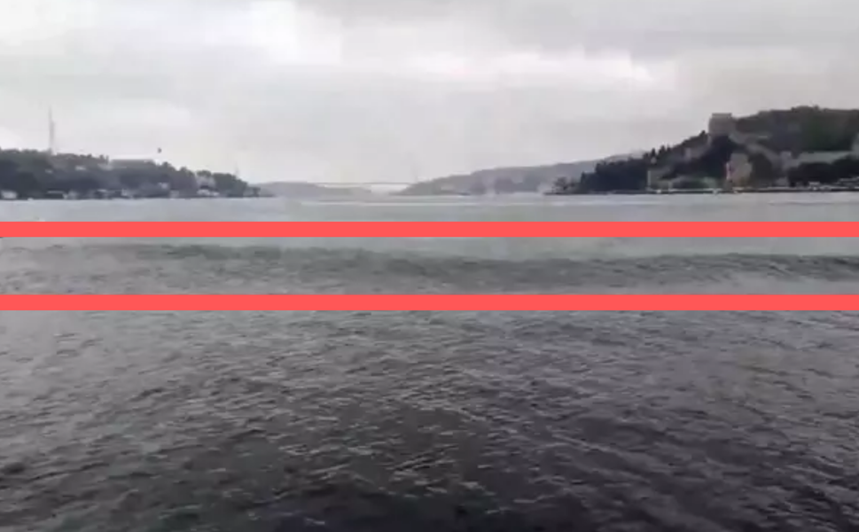 İstanbul Boğazı'nda deprem dalgalanması! Görenler endişelendi...