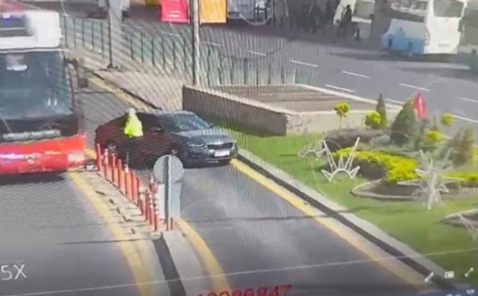 CHP'nin otobüs şoförü polisin üzerine aracı sürmüştü! Bakan Yerlikaya'dan tepki: Kamu düzenine yapılmış bir tehdit
