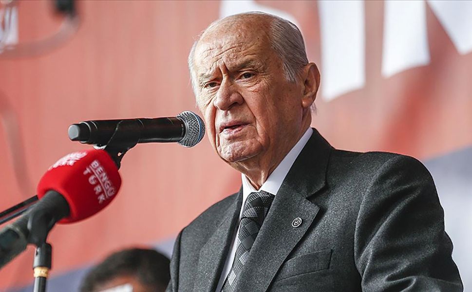 "Milliyetçiliği faşizmle bir görmek cahilliktir"