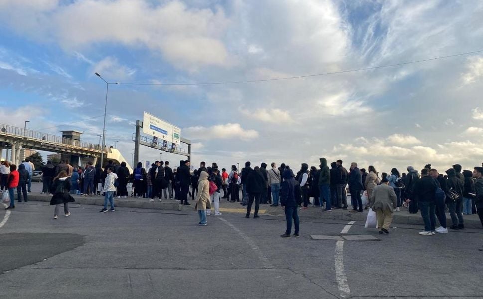 İstanbul'un toplu ulaşım çilesi bitmiyor