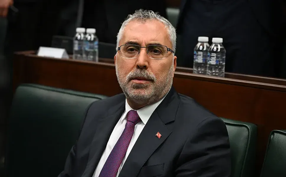 Asgari ücrete ara zam ve ev kadınlarına emeklilik açıklaması
