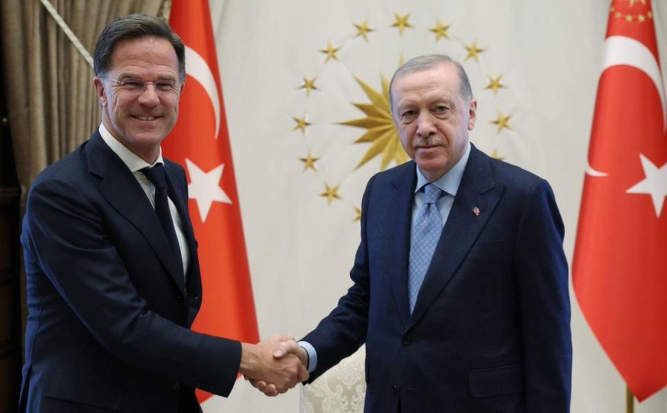 Rutte: "Erdoğan inanılmaz bir lider ve saygı duyulan bir isim"